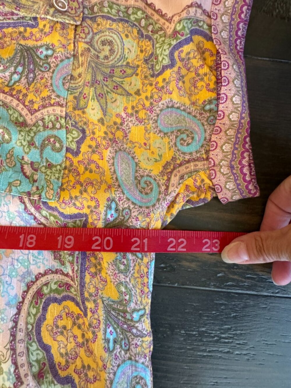 Buckle | Daytrip Paisley Notch Neck Top - Picture 5 of 10